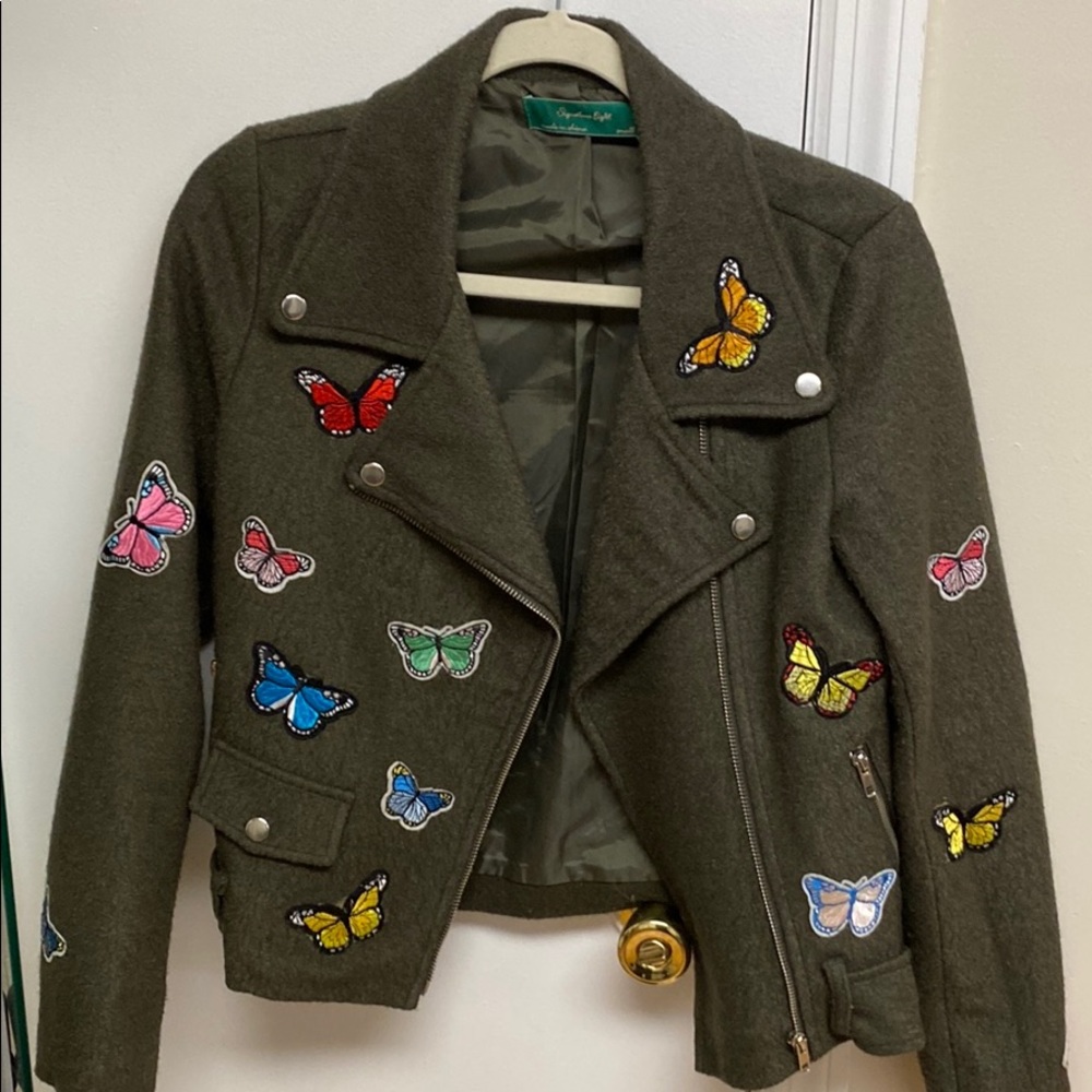 Waist length mid weight army green jacket